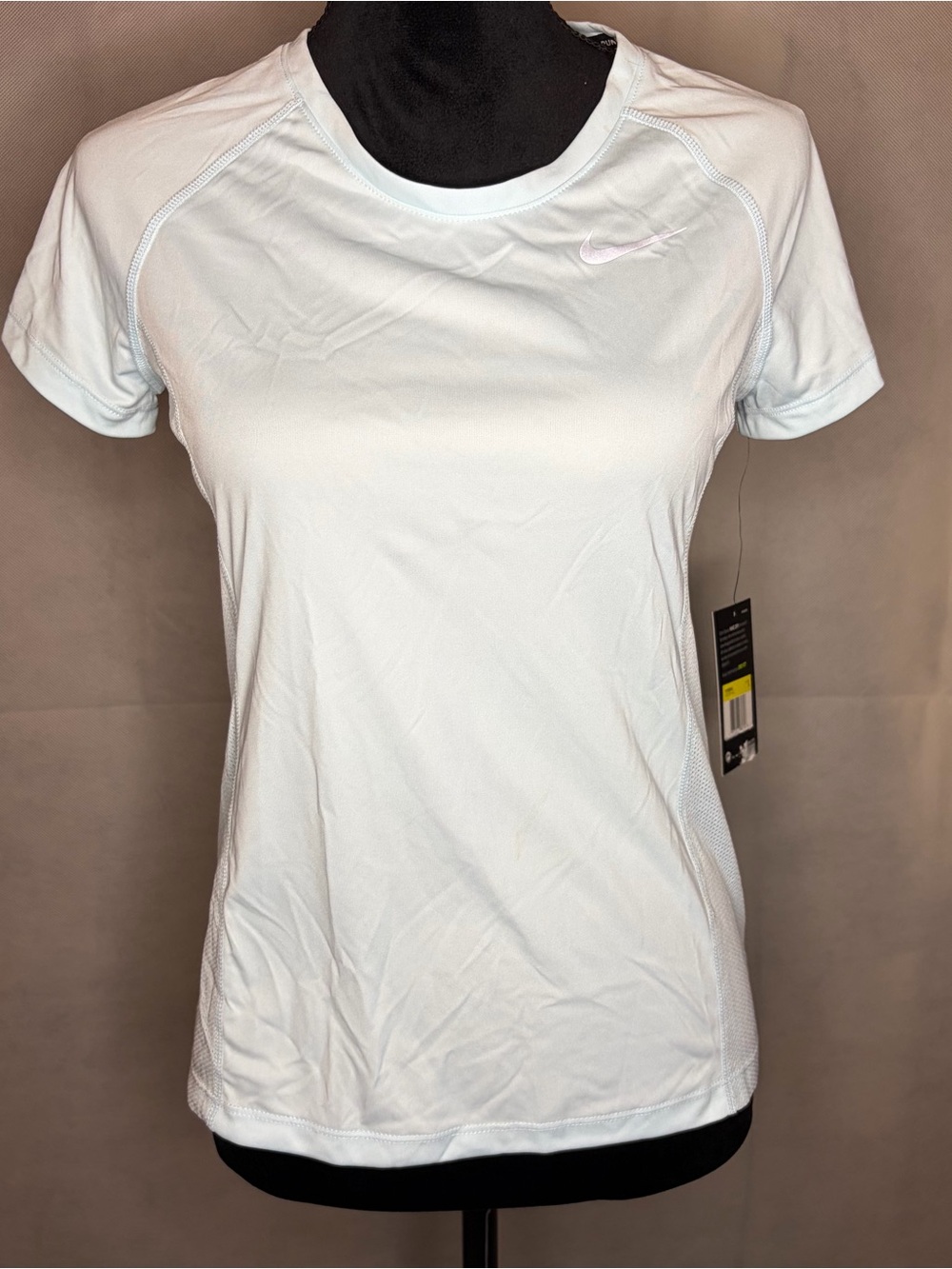 Nike Women's Pale Blue Short Sleeve Athletic Tee